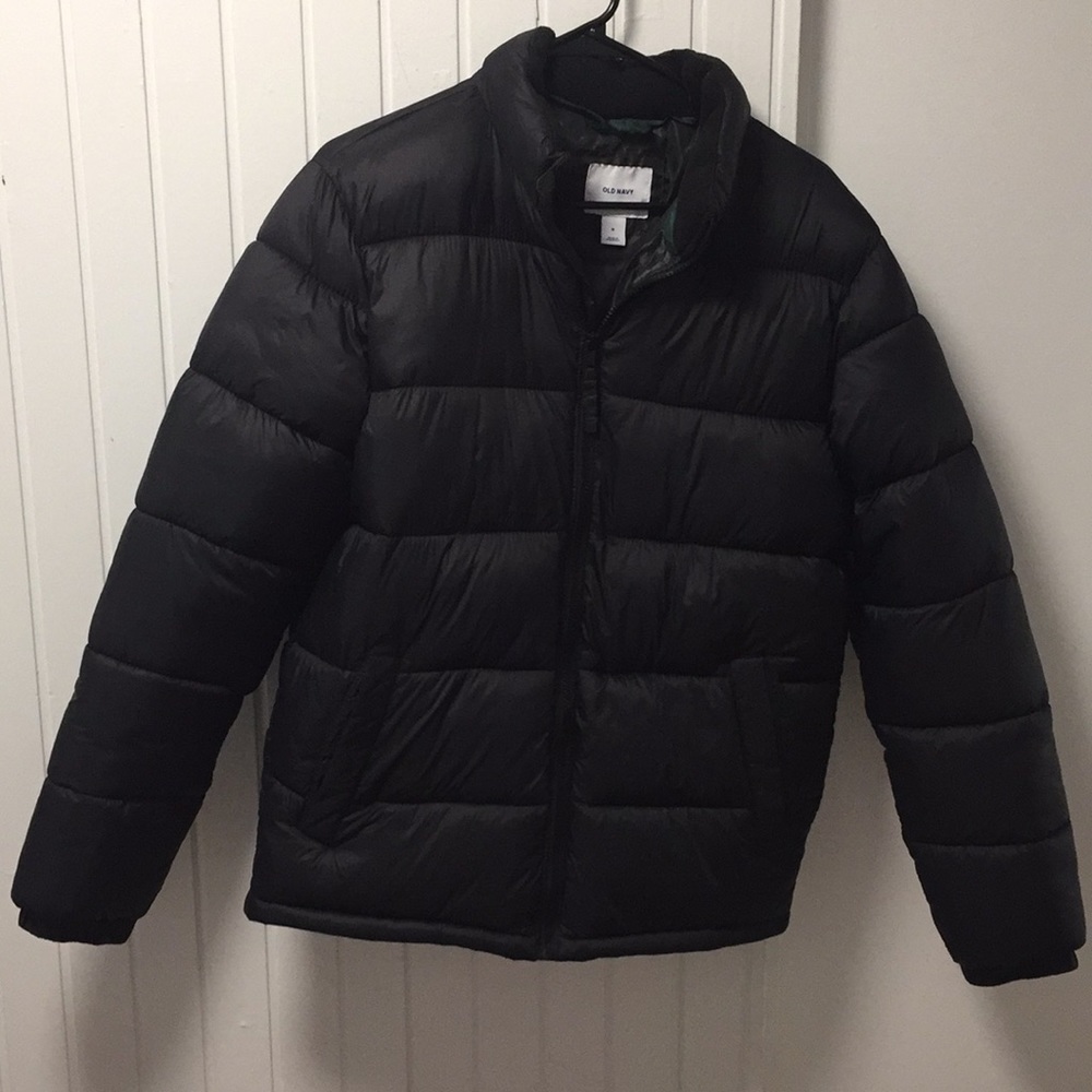 NWT black Old Navy puffer coat.